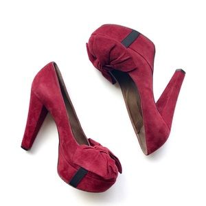 - MARNI Sz 40 Leather Jester Red Bow Platform Heels